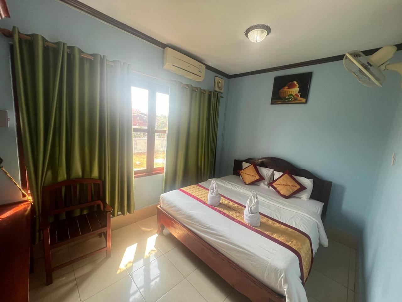 Khampaseuth Hotel Vang Vieng Ngoại thất bức ảnh